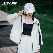 杰茜莱白色户外运动防风衣服女春秋连帽开衫外套潮 jessyline