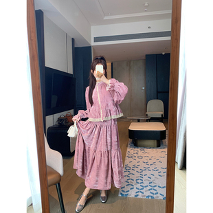 pinkdaisy韩国东大门秋冬金丝绒，粉色木耳边衬衫，两件套装裙女