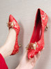 新中式婚鞋猫跟2023舒适新娘结婚高级感缎面喜妈妈红色高跟鞋