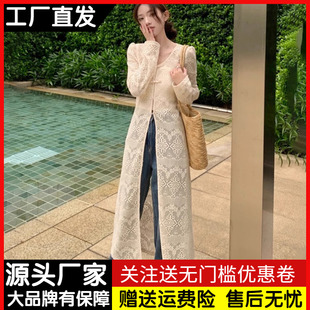 新中式国风盘扣蕾丝连衣裙女春夏季设计感泡泡袖镂空开叉长款裙子