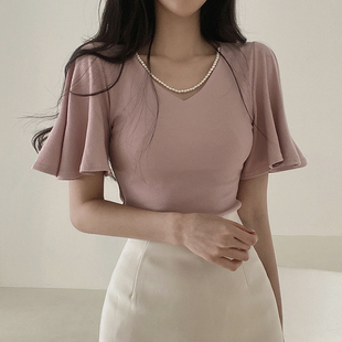 韩系chic夏季法式气质v领修身显瘦纯色喇叭，袖打底衫t恤上衣女