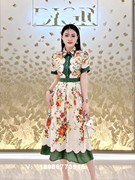 山语深圳南油女装欧美时尚，小众高级感花卉定位印花连衣裙洋气