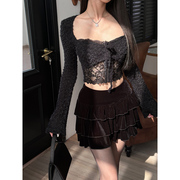 罗哥的羊毛卷早春美式复古辣妹黑色小衫女蛋糕，裙子丝绒半裙套装