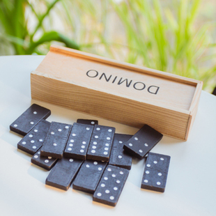 木制盒装多米诺骨牌黑色积木质桌游益智玩具桌面游戏送礼物