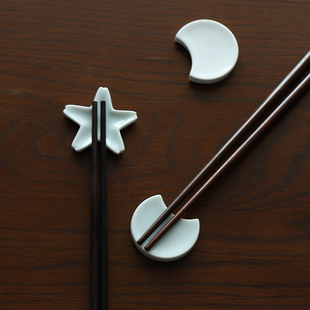 山水一间来自星星的你筷子，架白色中式筷叉勺托垫陶瓷餐具配件摆台