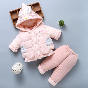 0一1岁女宝宝秋冬装分体，新生婴儿衣服6月3外套棉服三件套装冬季天