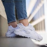 Nike耐克 HUARACHE RUN 华莱士复古透气运动休闲跑步鞋654275-110