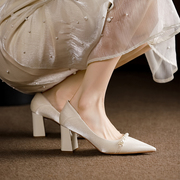 法式绸缎面高跟鞋女新娘主纱白色婚鞋粗鞋子日常配裙子旗袍单鞋