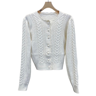 2023秋冬季羊毛开衫白色，绞花圆领包扣纯色针织，外套长袖上衣女