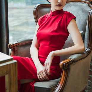 复古新中式传统红色暗纹新娘修身长款敬酒服旗袍日常小礼服中国红