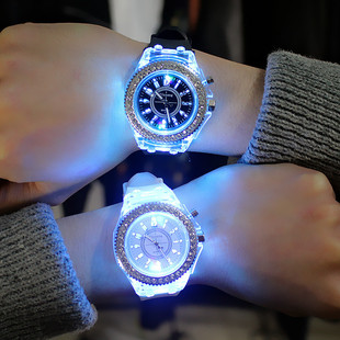 夜光发光个性水钻led韩版硅胶，创意时尚潮流，男女学生情侣果冻手表