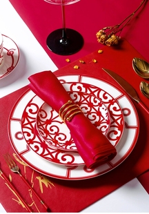 欧式轻奢h马陶瓷(马陶瓷，)西餐具中国红色，骨瓷盘碗碟家用宴会喜庆婚房摆件