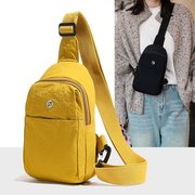 韩版时尚女士胸包手机包骑行包健身通勤旅行轻便尼龙布单肩护照包