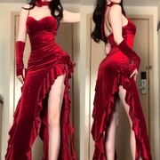 GirlsAt18 红色连衣裙女高级丝绒吊带裙不规则性感生日晚礼服长裙