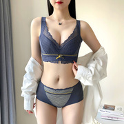 内衣女大胸显小无钢圈胸罩调整型收副乳乳胶薄杯文胸内衣裤套装