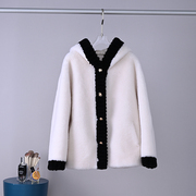 澳洲羊毛外套女短款黑白，撞色连帽颗粒羊剪绒，毛毛皮草大衣冬季