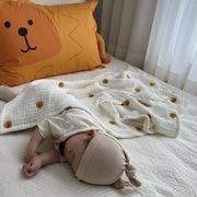 ins风儿童韩国四层纱布棉盖毯空调房摇篮，推车可爱小狮子婴童抱毯