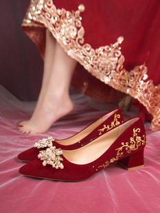 婚鞋新娘鞋秀禾婚纱，两穿2023年中式红色尖头高跟鞋女孕妇