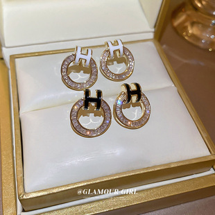 真金电镀银针字母锆石圆环耳环，夏季轻奢耳钉，时尚ol气质耳饰女
