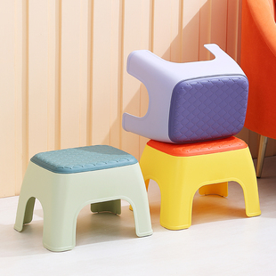 家用小凳子加厚防滑矮凳卫生间洗澡板凳塑料大号脚踩换鞋凳小椅子