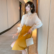 MIUCO复古宫廷风蕾丝刺绣真丝衬衫+优雅通勤排扣半裙套装