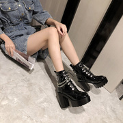 2024韩版春季款女靴粗跟厚底短靴女英伦风马丁靴系带链子高跟靴子