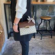 香港奢侈品大牌真皮包包女2024韩版高级感单肩斜挎小方包