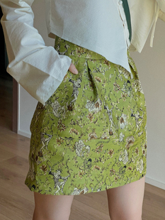 jophondlou量身复古绿色印花短裙显腿长气质，花苞半身裙2022夏