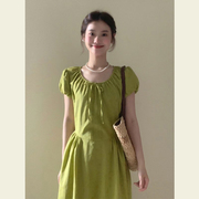 绿色圆领短袖连衣裙女夏季法式复古茶歇收腰显瘦泡泡袖系带长裙子