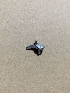 上海宜家IKEA毕利书架搁板托架不锈钢金属钉配件单件钉子131372