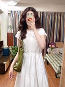 法式茶歇白色娃娃领短袖连衣裙女夏季高级感收腰，a字显瘦长裙裙子