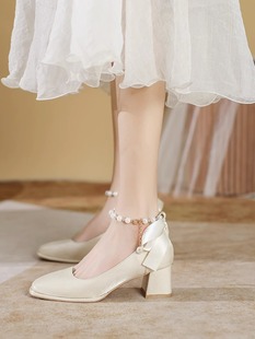 白色绸缎婚鞋新娘鞋女2023主婚纱婚礼服伴娘鞋法式粗跟不累脚