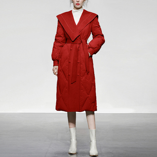 冬季女装2023红色收腰中长款白鸭绒(白鸭绒，)羽绒服加厚翻领过膝潮