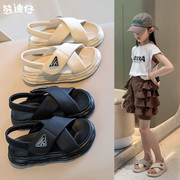 女童凉鞋2024年夏季儿童交叉休闲凉鞋，韩版男童轻便软底沙滩鞋