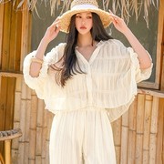 韩国dint褶皱小众设计V领泡泡袖蝙蝠衫夏中袖宽松透视衬衫女