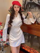 落离莲的日常白色茶系长袖连衣裙女秋冬法式掐腰气质裙子通勤