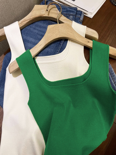 夏季绿色冰丝针织吊带女方，领2024内搭打底衫，无袖吊带别致上衣