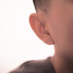 男士925纯银十字耳钉单只原创设计高级感养耳洞情侣耳环潮男个性