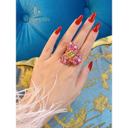 设计师大珠宝倪妮款大花朵，戒指满钻粉色宝石，玫红色戒子大马士革