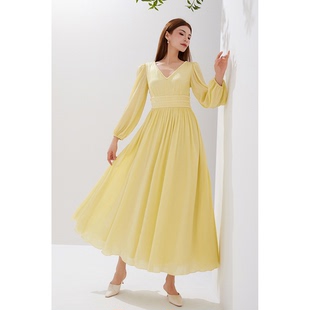 美妃黄色复古灯笼袖法式长袖，绝美气质别致收腰连衣裙2023女秋装