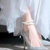 尖头浅口珍珠链条一字带，亮片时尚单鞋女公主风细跟高跟鞋婚鞋