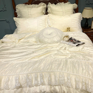 高端法式蕾丝公主风四件套贡缎，床上用品奶白色，纯棉床裙床罩轻奢