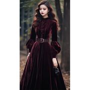 新中式女装国风正式场合礼服长裙，气质超好看紫红丝绒连衣裙子秋冬