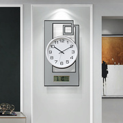 北欧时尚客厅挂钟大号现代简约创意个性石英钟轻奢钟表万年历时钟