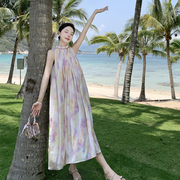 无袖印花连衣裙女夏宽松显瘦海边仙气沙滩长裙度假紫色