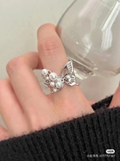 纯银蝴蝶珍珠戒指女生小众设计时尚个性开口自律素圈食指2024