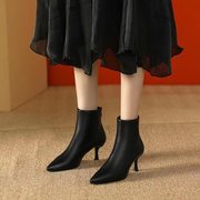 工作鞋女短靴细跟尖头高跟鞋，2023秋冬季黑色职业工装鞋女靴子