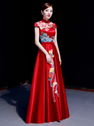 长款礼服晚装中国风式刺绣庆典主持模特团队走秀大合唱舞台演出服