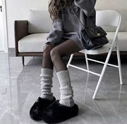 袜套女款灰色搭配黑丝堆堆袜护膝，长靴y2k小腿，显瘦长腿jk白袜秋冬