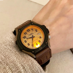 casio卡西欧森林人，致命游戏凌久时同款手表，复古棕色女式ft-500wc